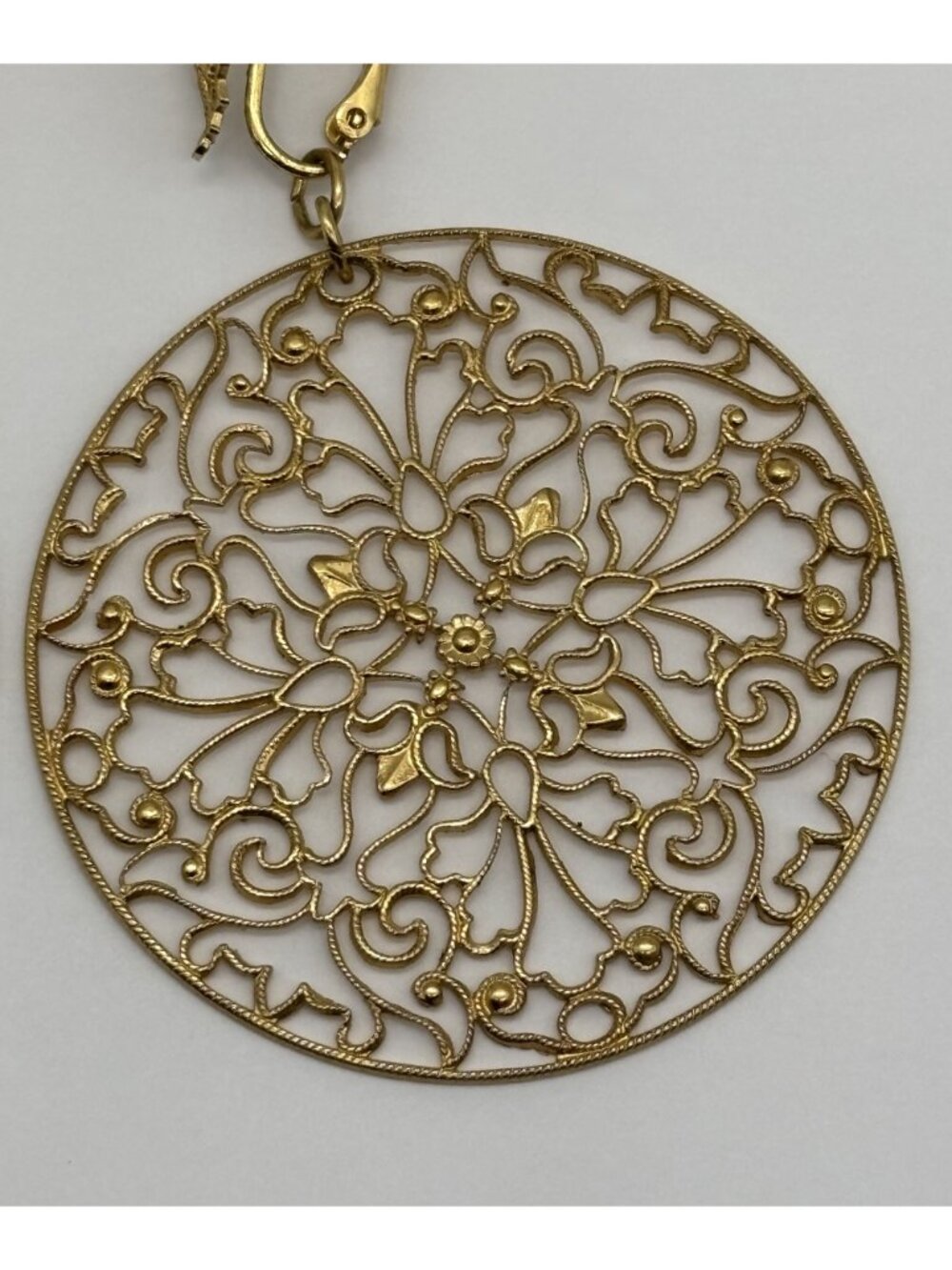 Vintage Napier Earrings Gold-Tone X-Large Round Dangling Discs Filigree Clip-Ons - Picture 6 of 15